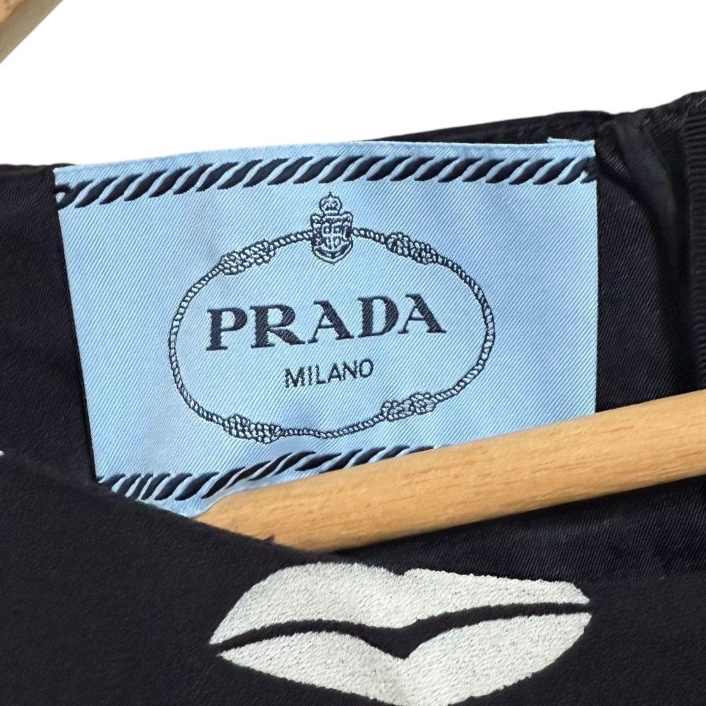 美品 PRADA プラダ リッププリント ひざ丈 ノースリーブ
