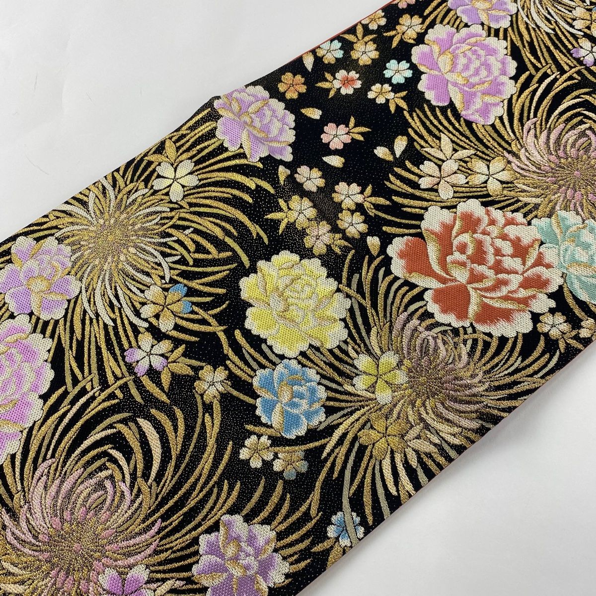 袋帯 美品 秀品 草花 牡丹 金糸 箔 黒 六通 正絹 【中古