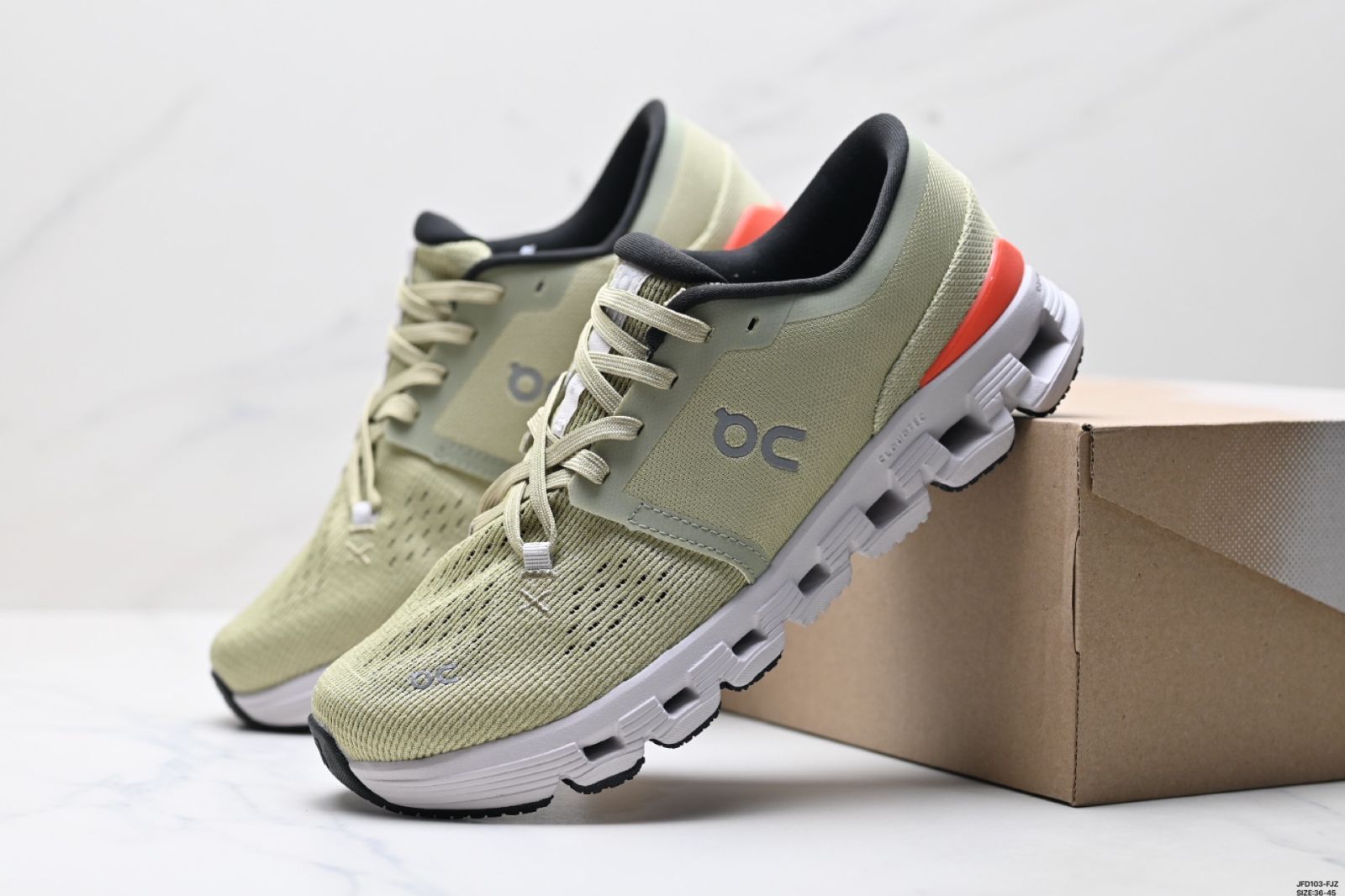 On Runningオンランニングオオンランニング Cloud X 4 クラウド