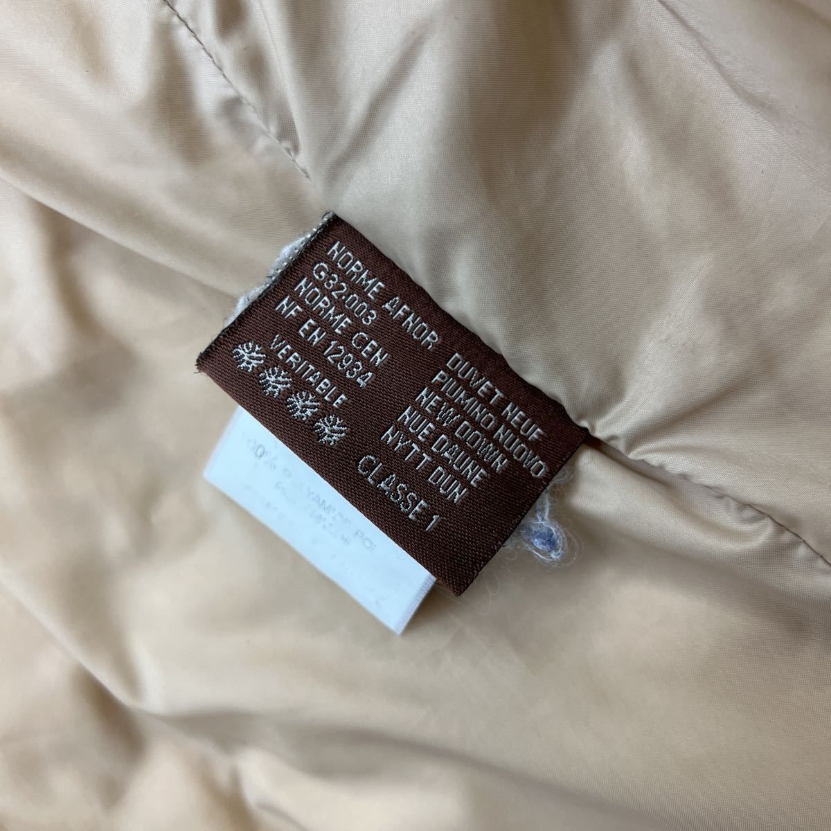 コート イエローベージュ