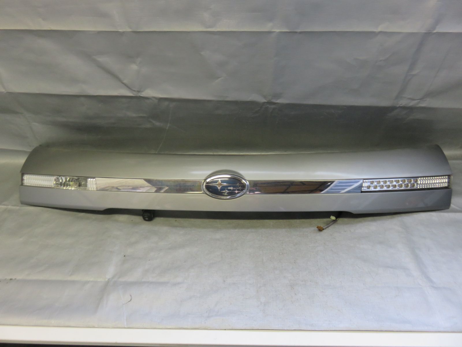 レガシィ⁄レガシー ☆レガシィ BP5 前期 リアガーニッシュ