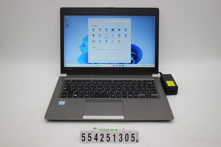 軽量薄型☆ dynabook R63 i3-4030U 8GB SSD128 薄型・軽量 東芝