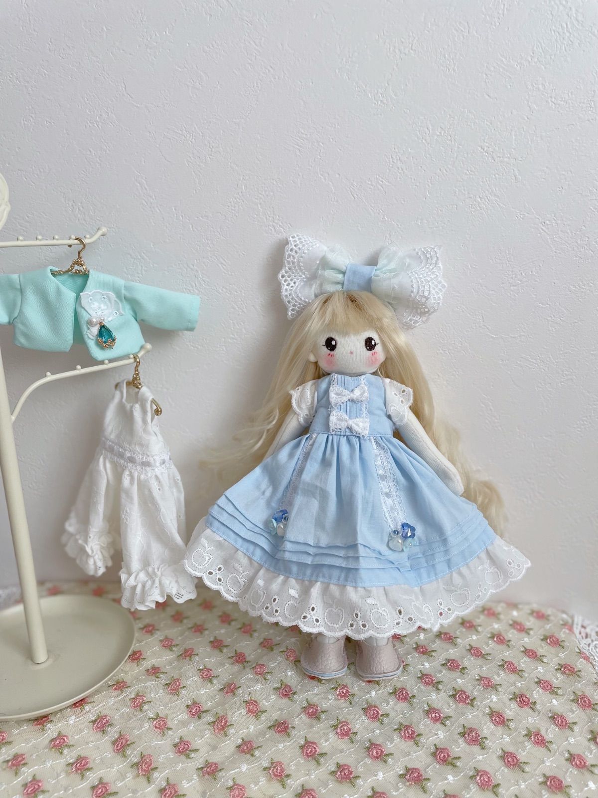 手作り人形のレアアイテム。 クラフトハートトーカイ マイドールコレクション ドレスキット