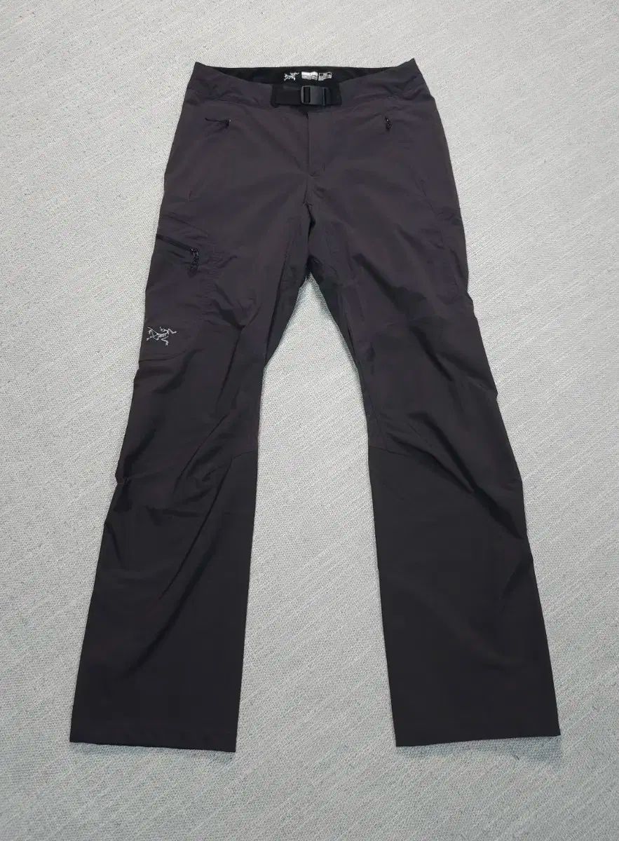 ARC TERYX アークテリクス 女性用パンツ 27