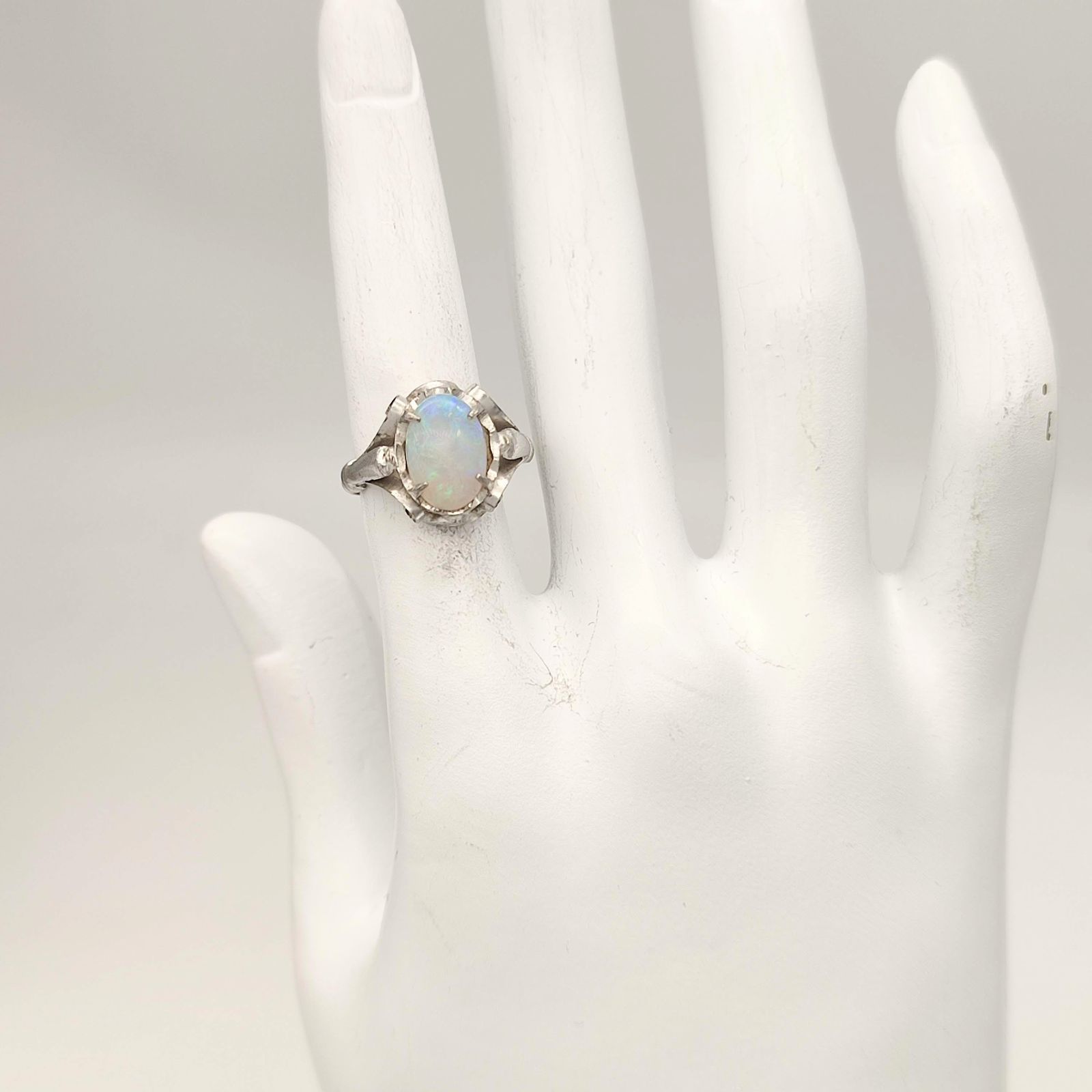 美品】オパールリング オーバル SILVER シルバー925 9号 - メルカリ