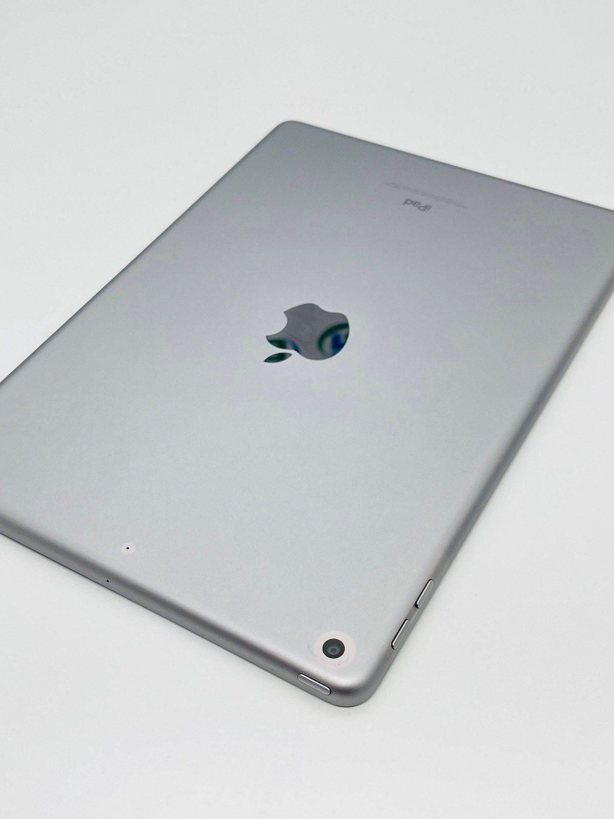 iPad 第6世代 購入 Wi-Fi 32GB スペースグレイ MR7F2J/A 送料無料 訳アリ