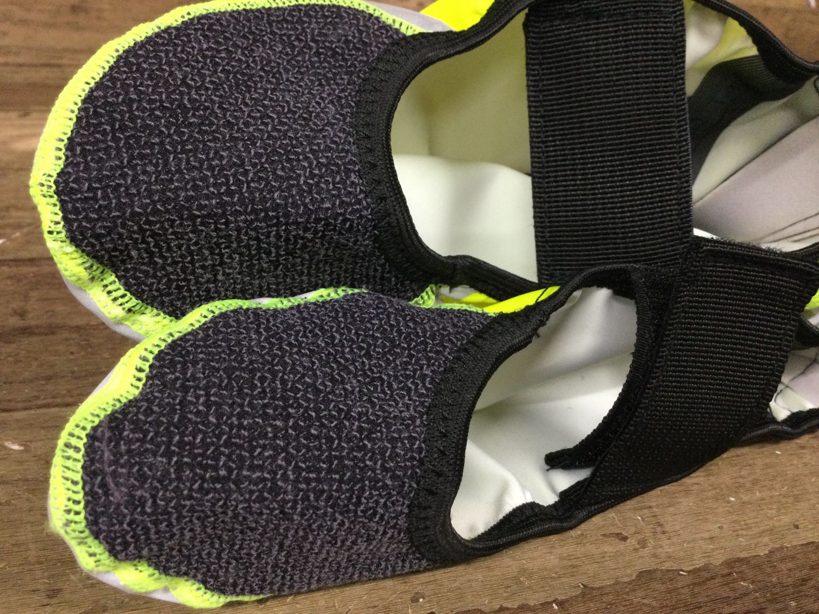 シーガーSigrGULSPARVシューズカバー黄緑L42-44