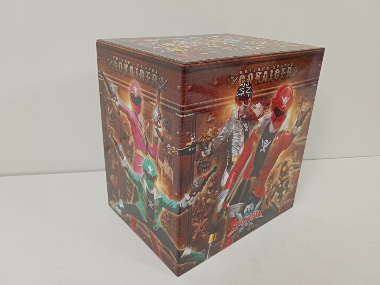 スーパー戦隊シリーズ 海賊戦隊ゴーカイジャー DVD全12巻セット 収納BOX付 Amazon.co.jp: スーパー戦隊シリーズ 海賊戦隊ゴーカイジャー 全