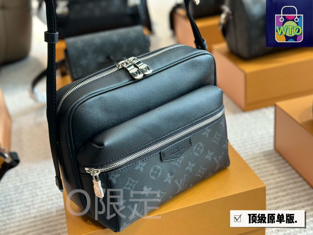 今日特価】Louis Vuitton OUTDOOR ポストマンバッグ ～ユニ