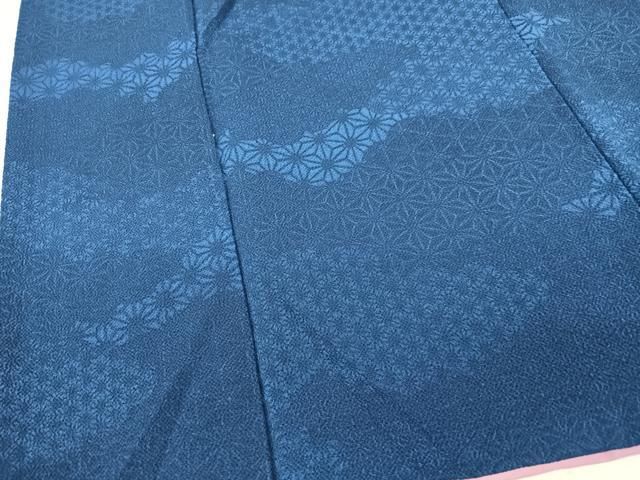 平和屋着物▽阿波藍染　阿波友禅　徳島県無形文化財保持者　香川卓美　小紋　単衣　切嵌麻の葉文様　鬼しぼ縮緬　正絹　逸品　AABD0157fy 平和屋着物□阿波藍染 阿波友禅 徳島県無形文化財保持者 香川卓美 小紋