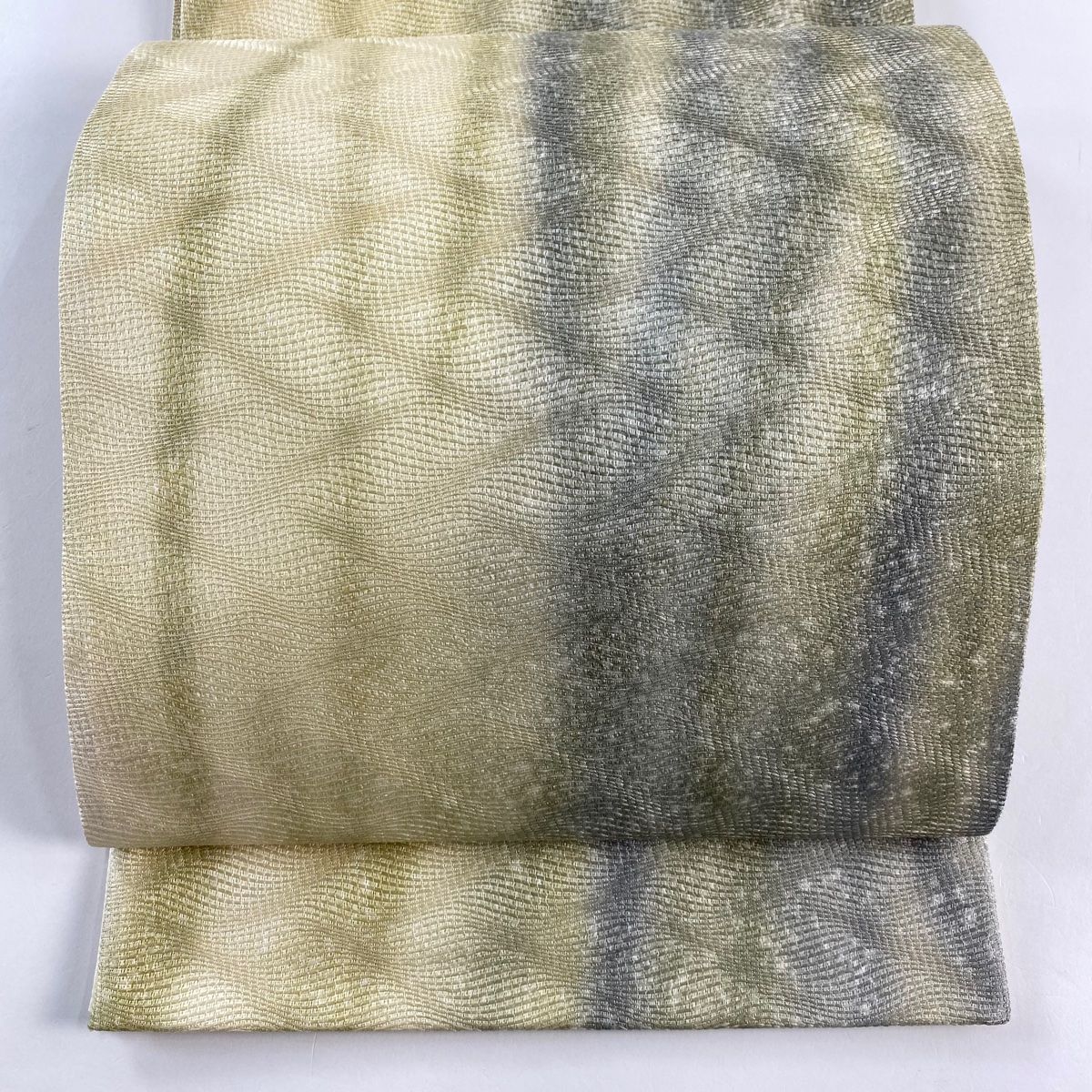 袋帯 よろけ縞 幾何学模様 ぼかし ベージュ 全通 正絹