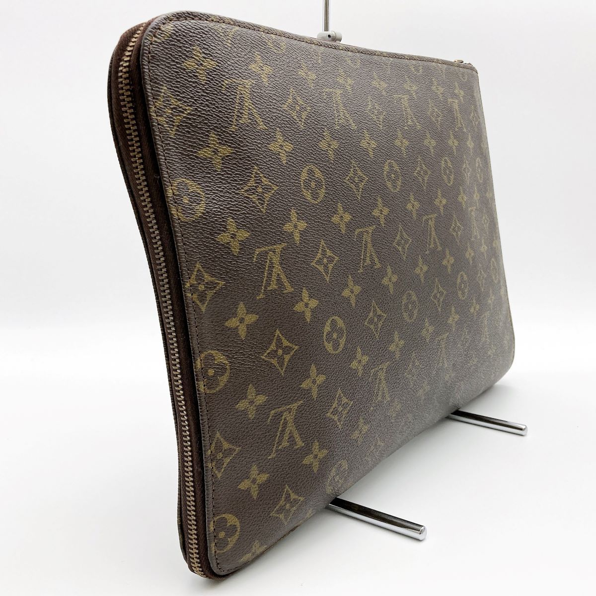 LOUIS VUITTON ルイ・ヴィトン ポッシュ・ドキュマン(旧) クラッチ