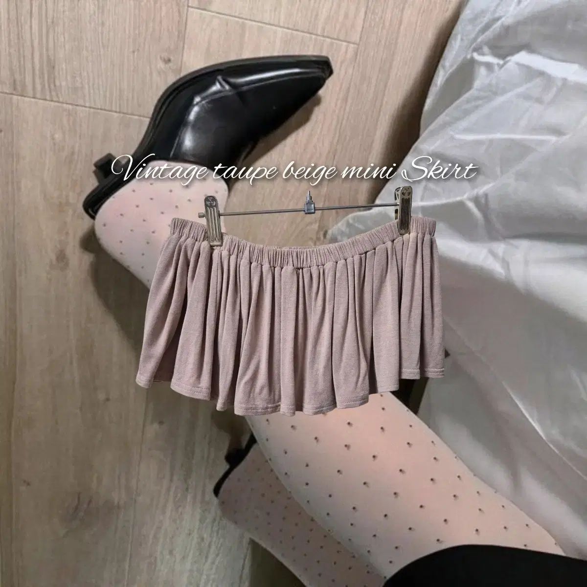 Vintage taupe beige mini Skirt