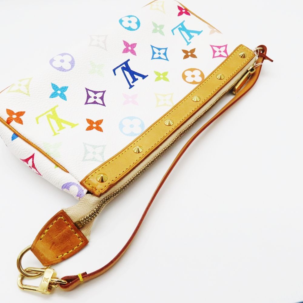 ルイ ヴィトン モノグラムマルチカラー  デジカメケースケース M58033 LOUIS VUITTON ルイヴィトン ポーチ トゥルース ワピティ