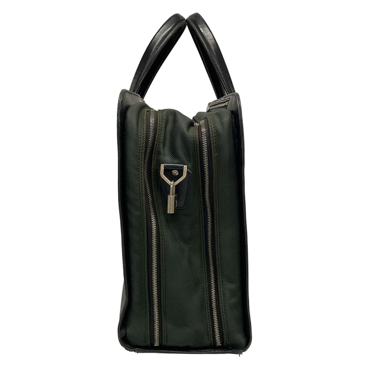 LOUIS VUITTONタイガ ビジネスバッグ 希少グリーン 2025年最新】louis