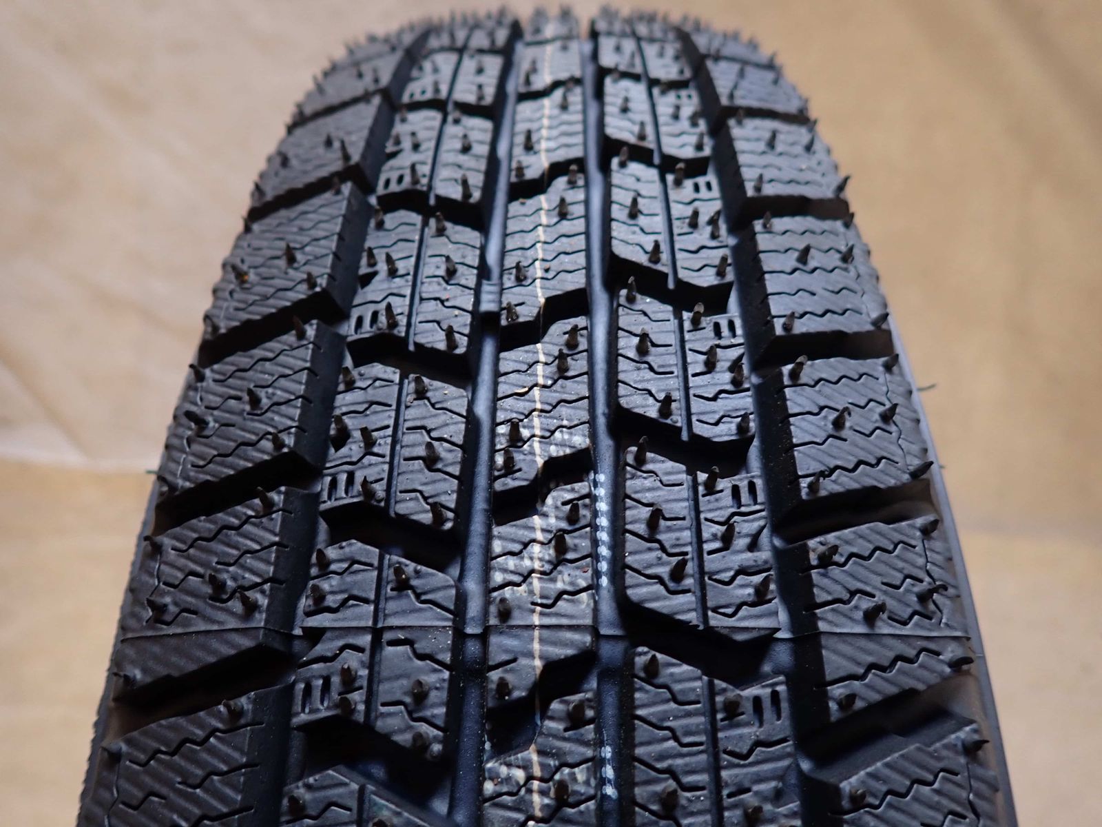 冬 製 4本SET 会社宛 145 80R13×4J 75Q グッドイヤー アイスナビ 7 アルミ N-BOX ワゴンR アルト タント ミラ NO D6055