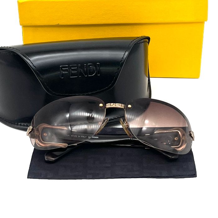 FENDI フェンディ ズッカ ゴールド サングラス eH07115N