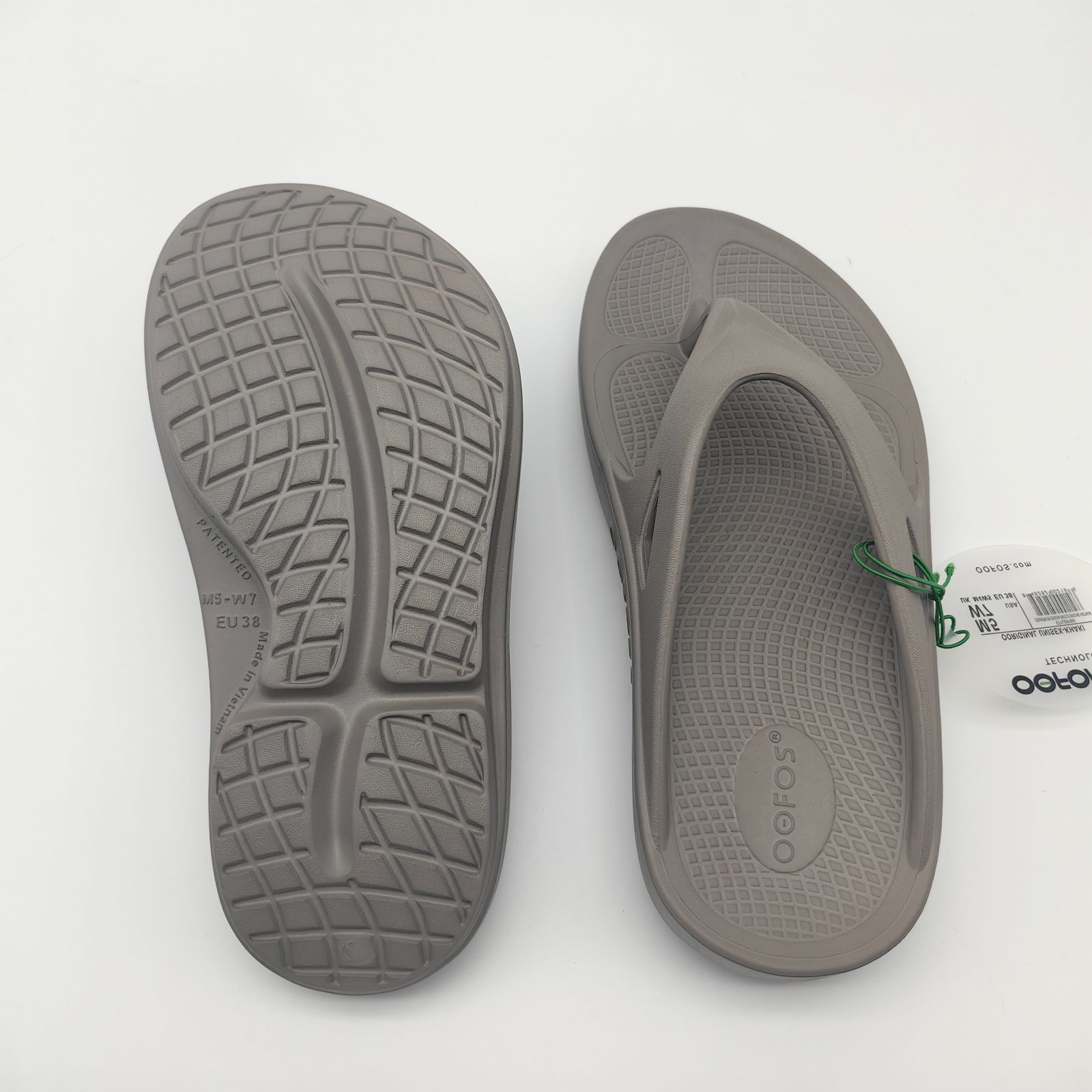 新品未使用 OOFOS ウーフォス OOmega リカバリーサンダル