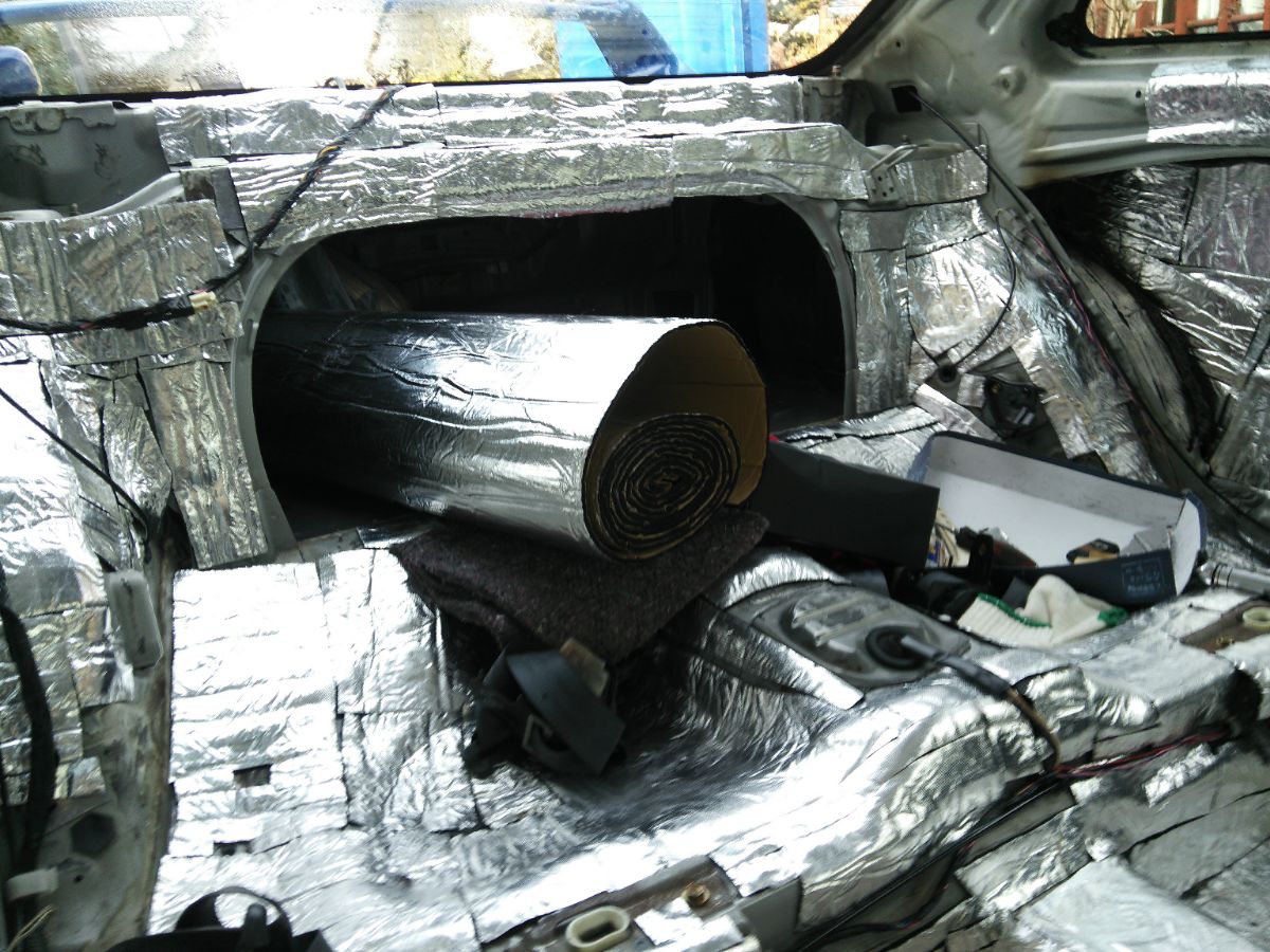 吸音スポンジシート 特厚２０枚セット 裏糊付き１０ミリ厚 ３０×５０センチ BRIGHTFACE_UK