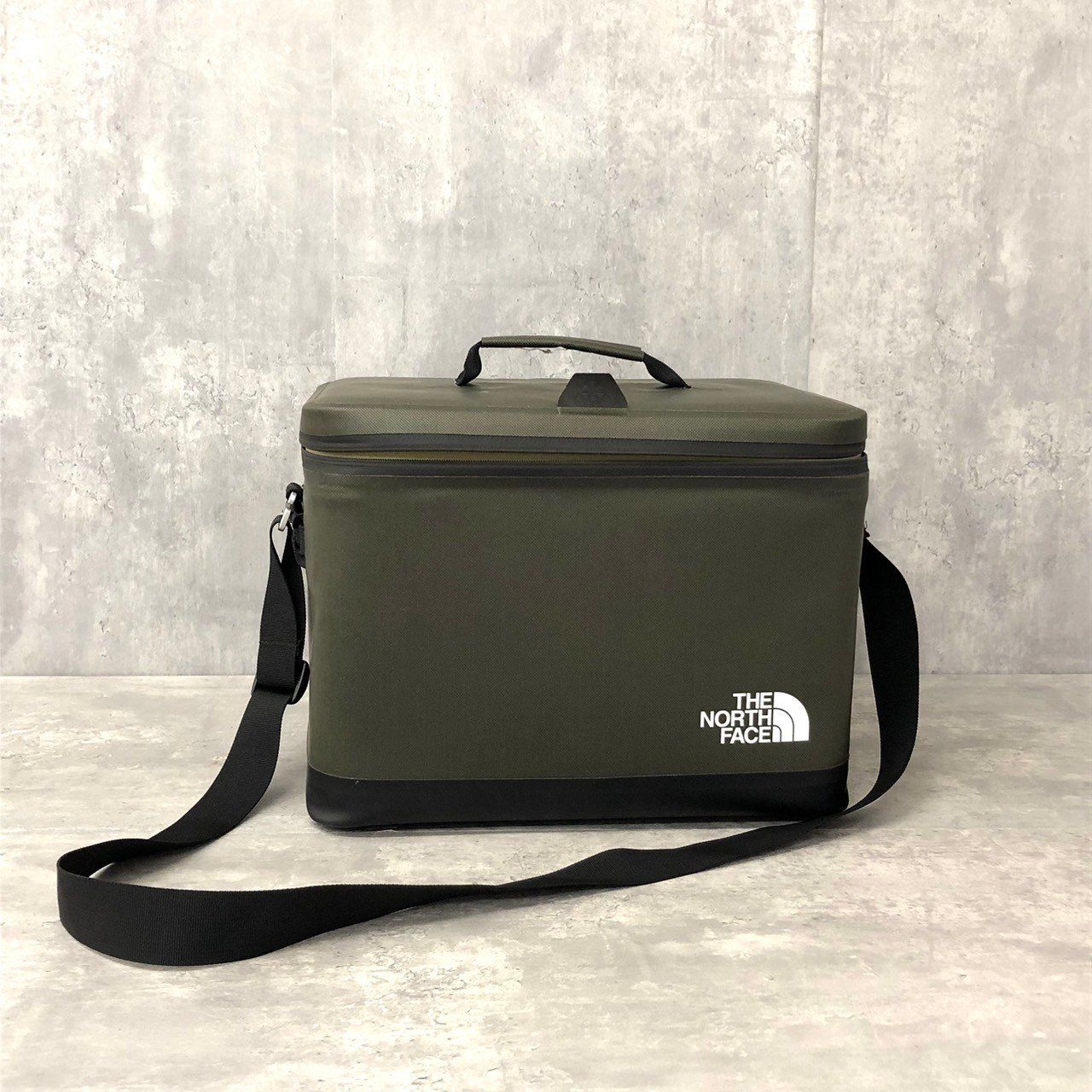 THE NORTH FACE フィルデンスクーラー12 （ニュートープグリーン）　中古 THE NORTH FACE フィルデンスクーラー12 （ニュートープグリーン） 中古