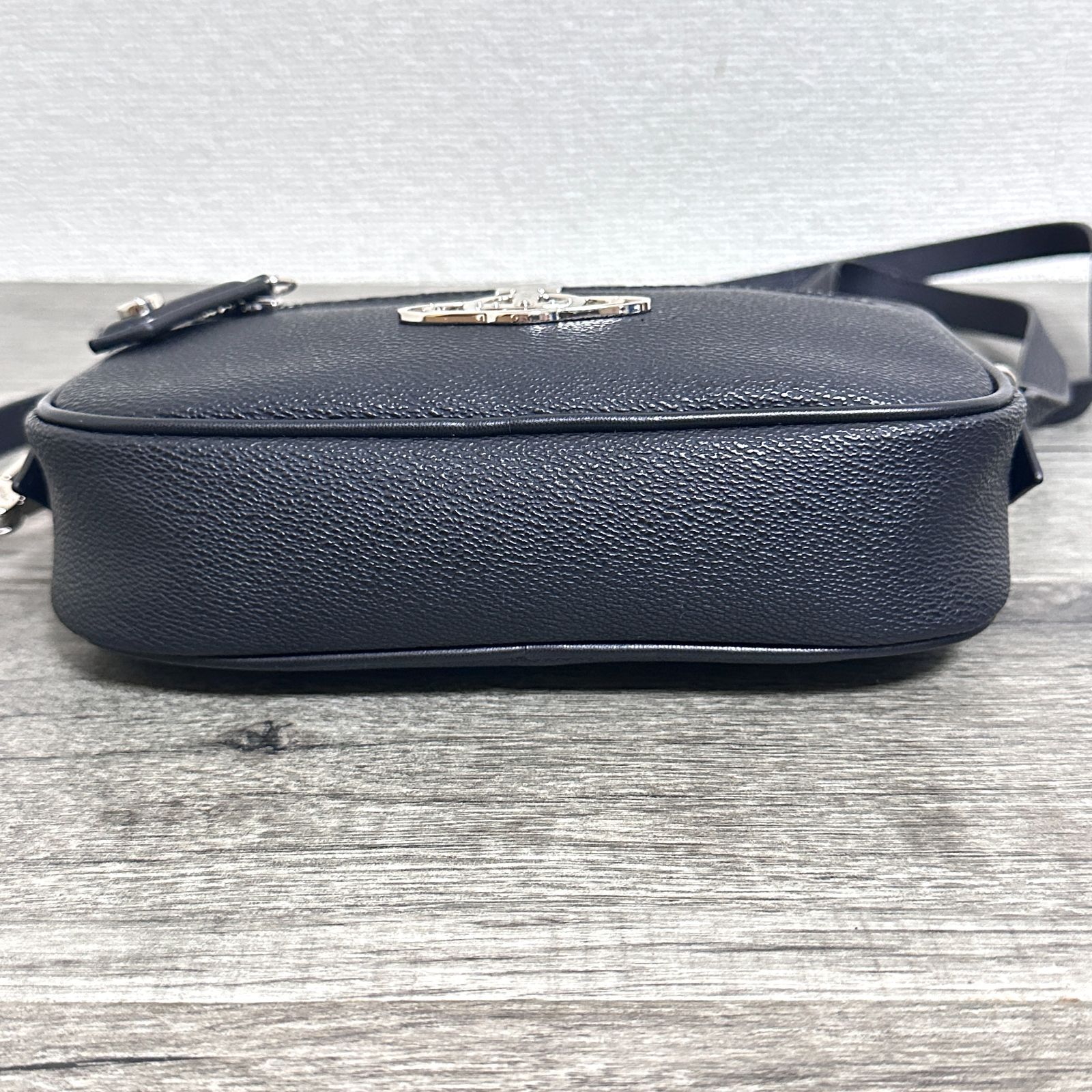 美品 Vivienne Westwood ヴィヴィアンウエストウッド ANNIE SV カメラ 