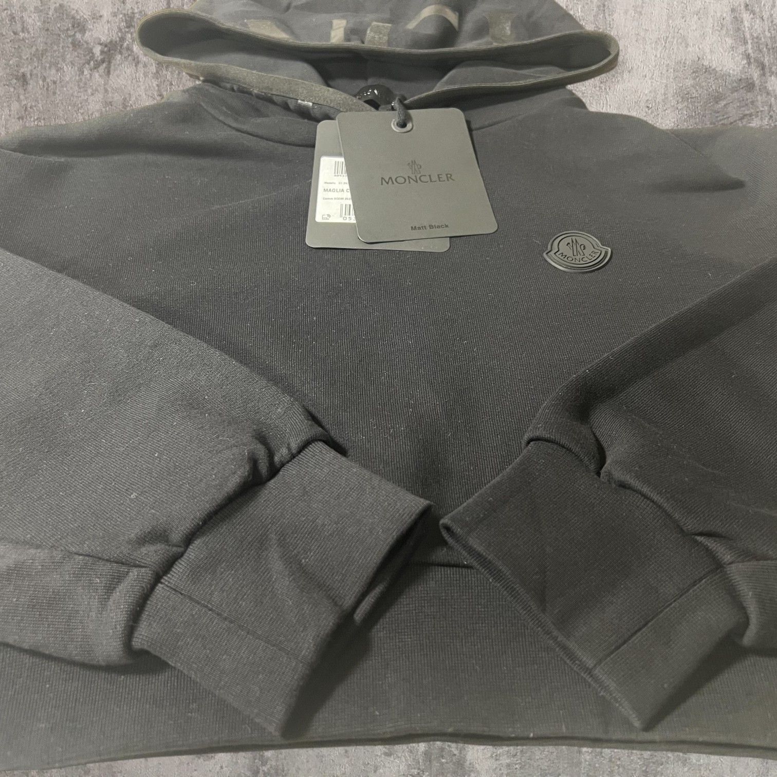 定価9万円！！☆新品未使用タグ付き品☆ MONCLER Cropped