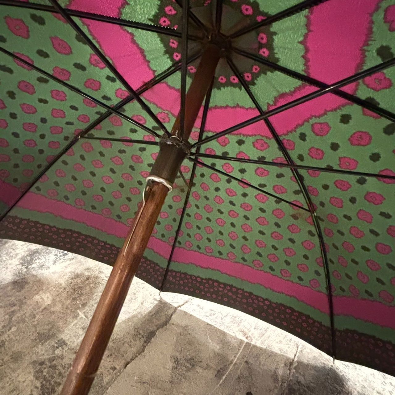 GIANNI VERSACE ジャンニ・ヴェルサーチ 傘 グリーン×ピンク 雨具 長傘