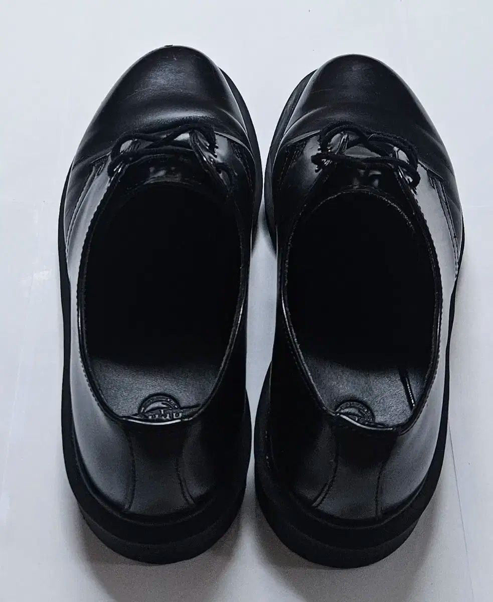 MARTENS