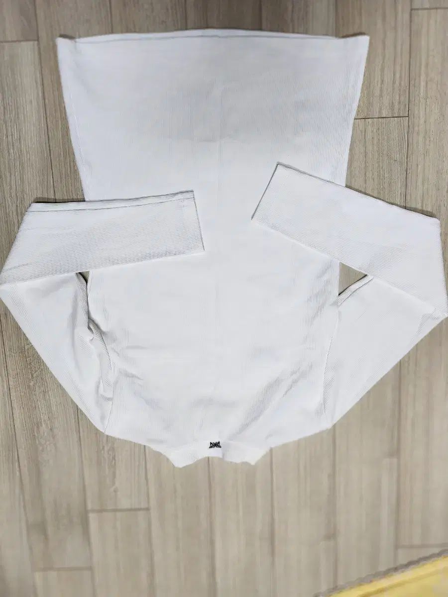 25マPXG ゴルフ ウェア メンズ トップス 半袖人気夏 25マPXG ゴルフ ウェア メンズ トップス 半袖人気夏 25マPXG