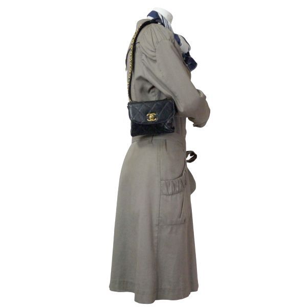 OLD CHANEL マトラッセウエストポーチ（黒）(SS-017B) - メルカリ
