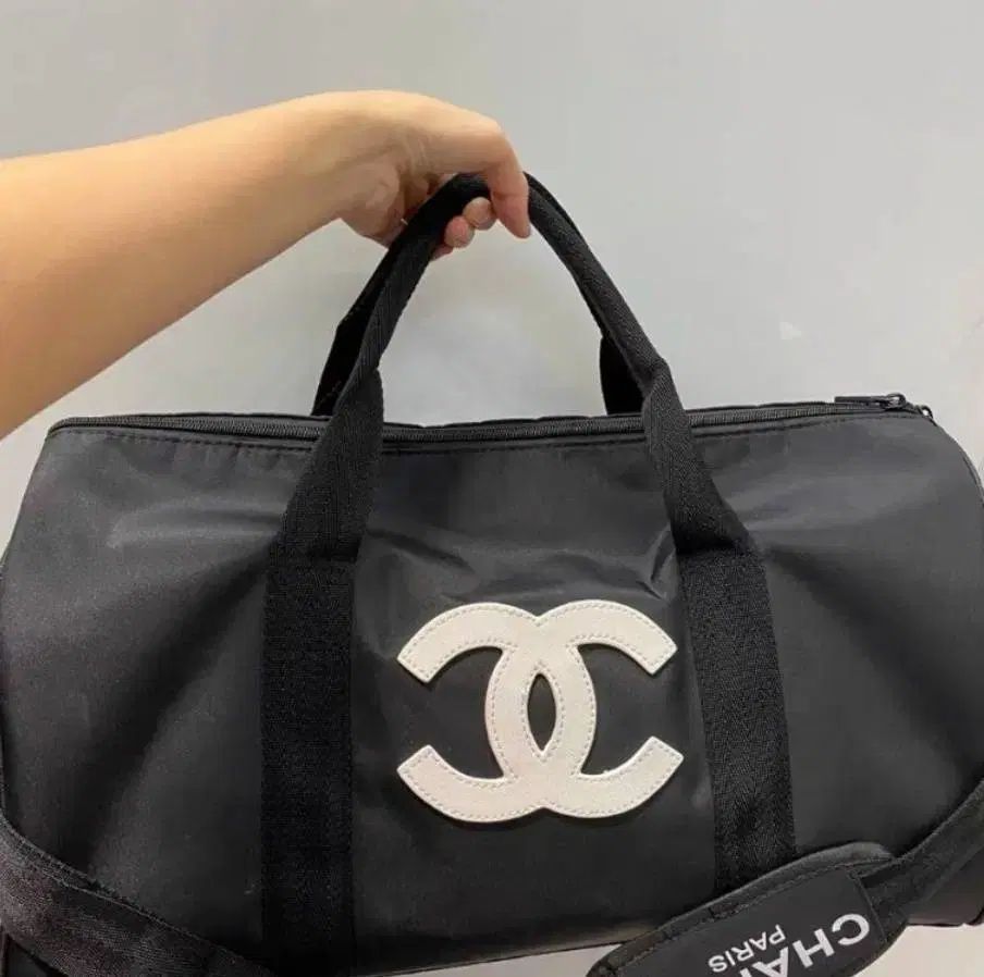 CHANEL　シャネル　アンリミテッド スポーツバック　プールバック　旅行　ジム 11700741.jpg