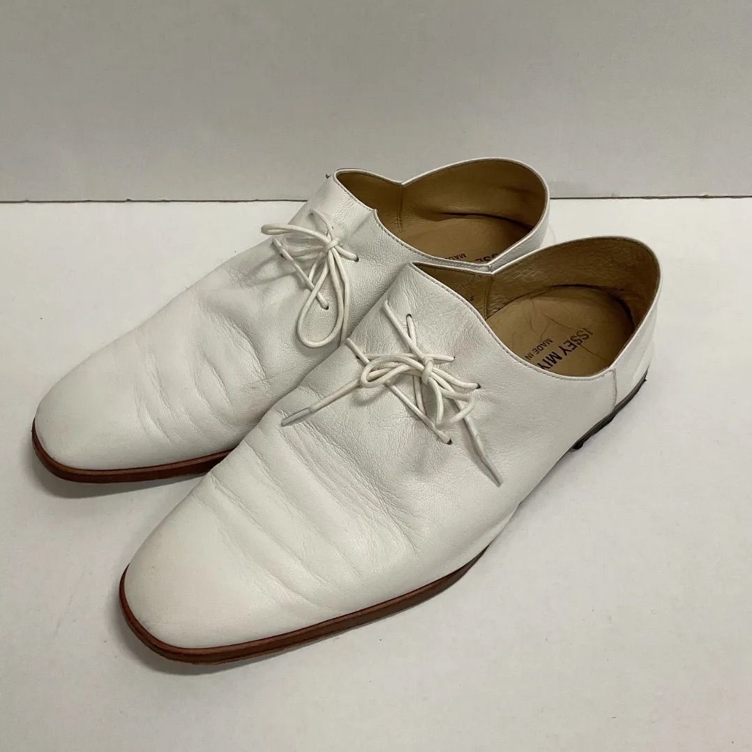 78.ISSEY MIYAKE MEN レザーシューズ サイズ44【併売品】 - メルカリ
