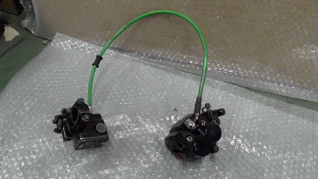 ニンジャ BX250A の マスターシリンダーキャリパー 1749089508