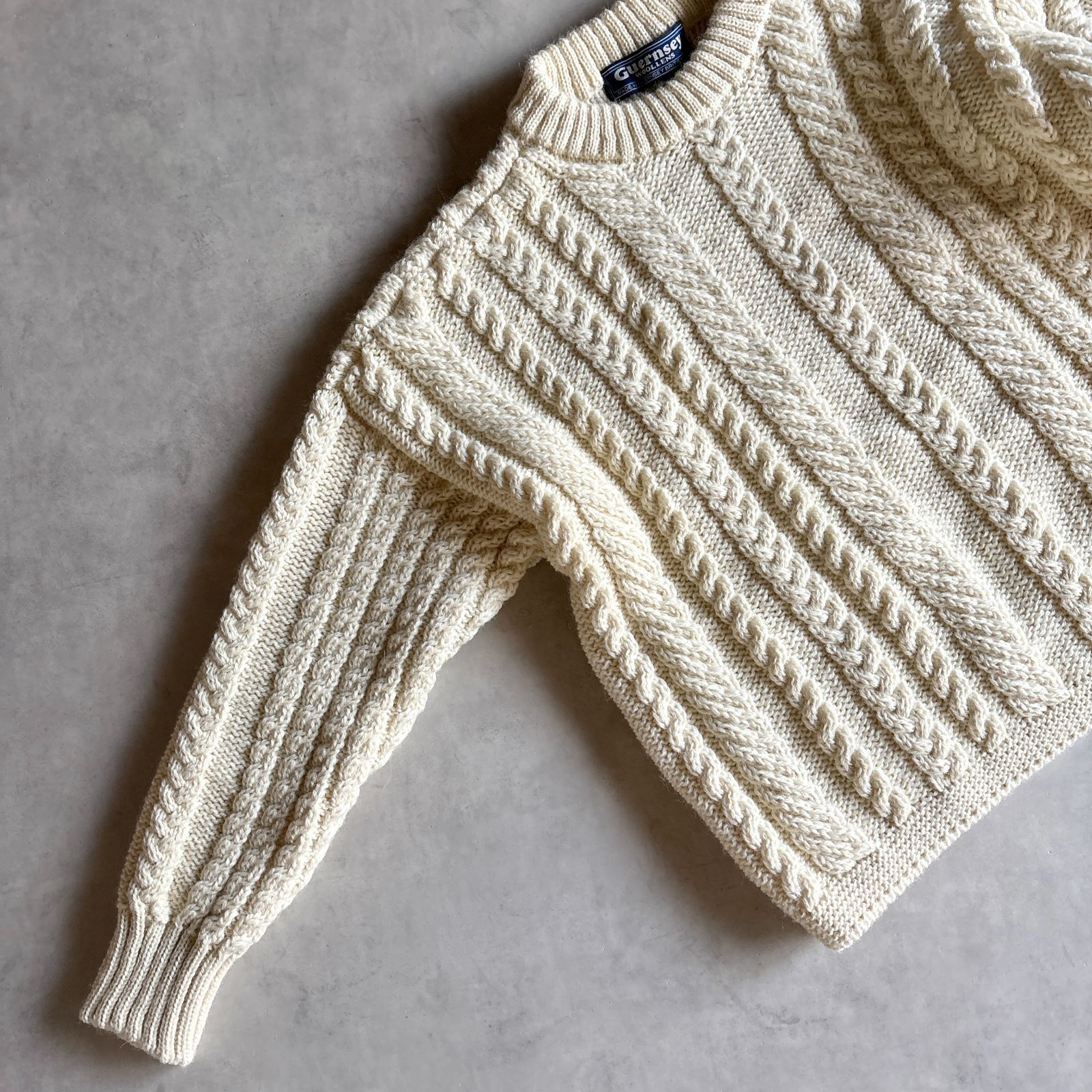 極美品 / Guernsey Woollens ガンジーウーレンズ / 英国製 ウール100 