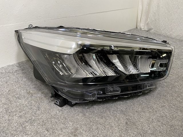 ライズ ロッキー レックス A200 A210 A201 A202 A S F 純正 右 ヘッドライト ランプ LED レベライザー ICHIKOH 1990 81110-B1700 144459