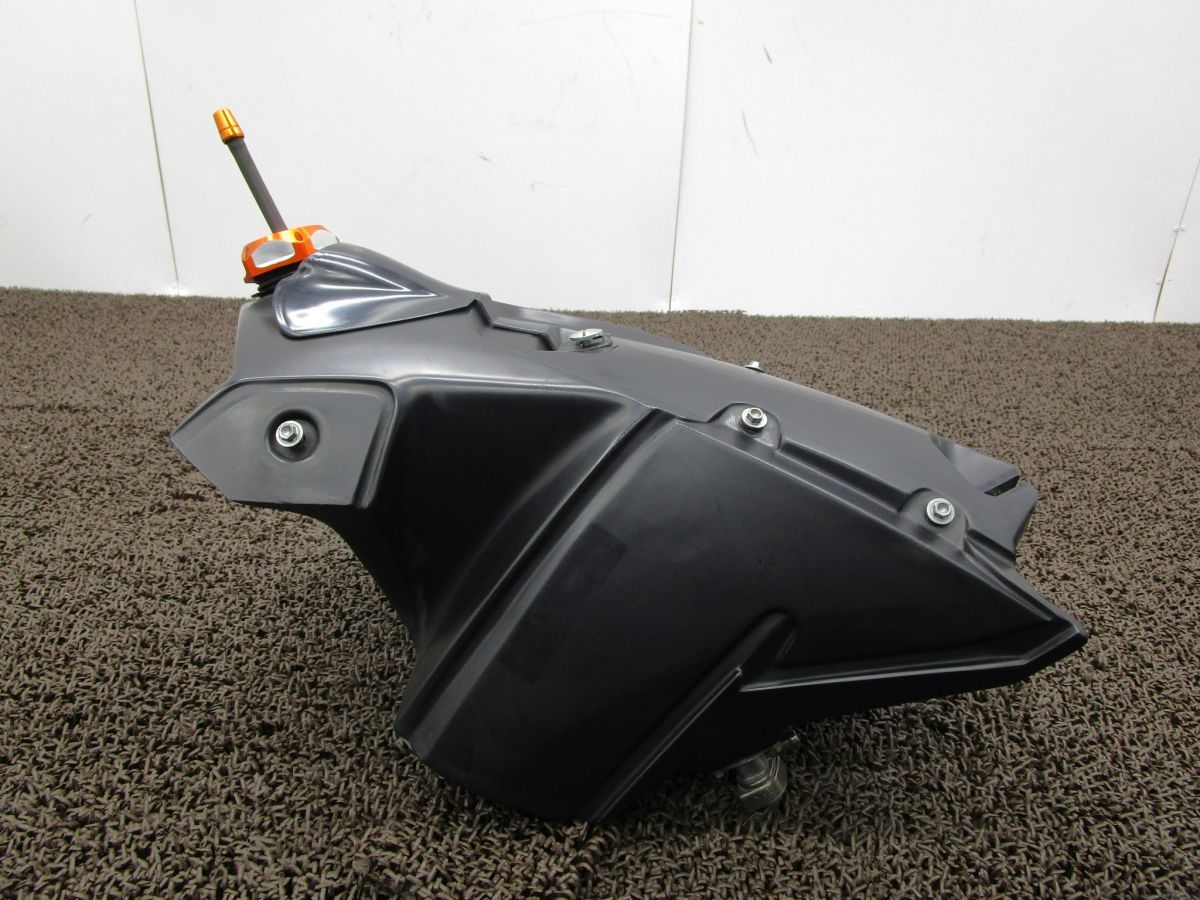 KTM 625SMC ガソリンタンク フューエルコック □A7019 タンクキャップ VBKGSE KTM 584 キャブ車