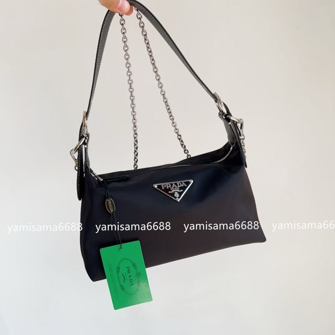 PRADAナイロンミニ ショルダーバッグ/ナイロン/ブラック プラダ