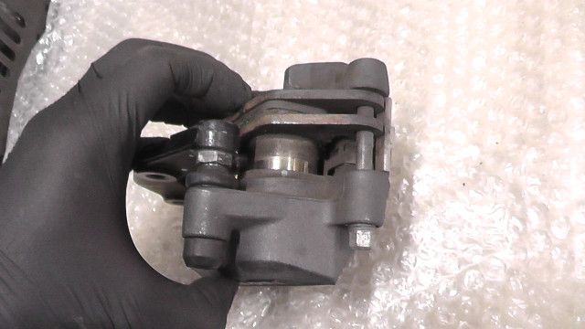 ヴェルシスX250 LE250D の フロント キャリパー 1761101734 BRIGHTFACE_UK