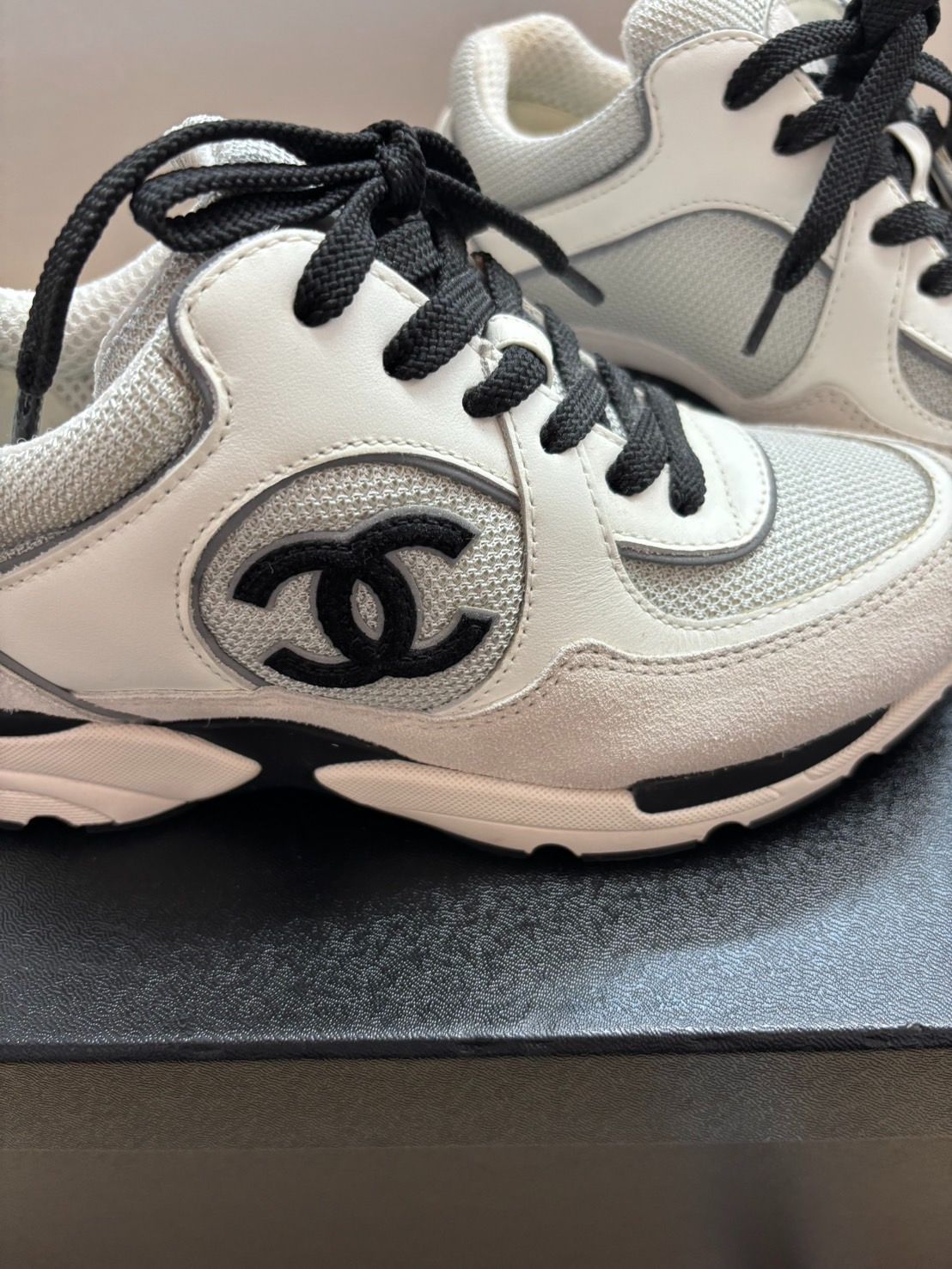 激安直営店 G39066 スニーカー シャネル CHANEL ココマーク メッシュ レザー 靴