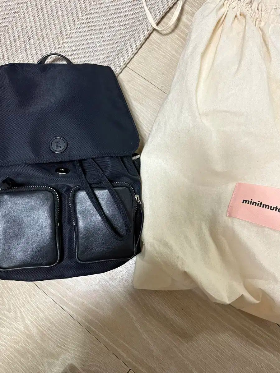 MINITMUTE ミニミュート MINITMUTE CLO バックパック ブラック