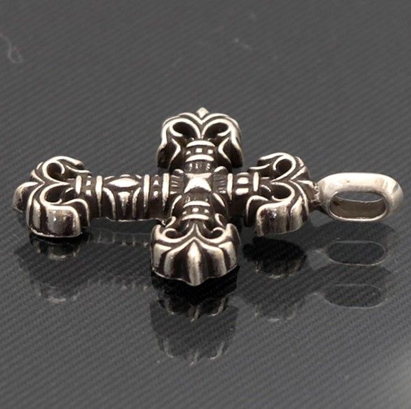 クロムハーツ sv925 タイニー フィリグリー クロス チャーム ギャランティ クロムハーツ（Chrome Hearts）フィリグリー クロス タイニー
