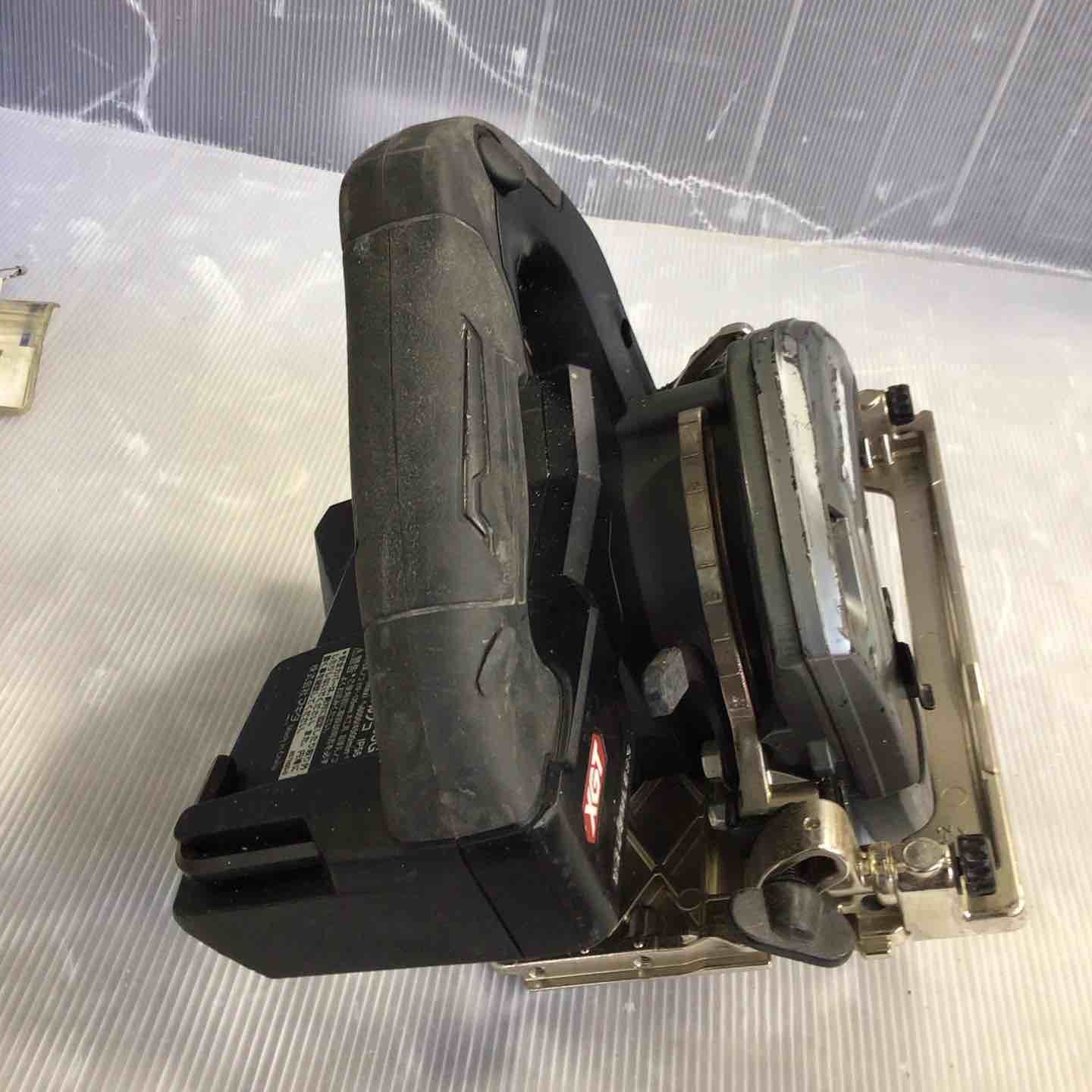 makita コードレスマルノコ