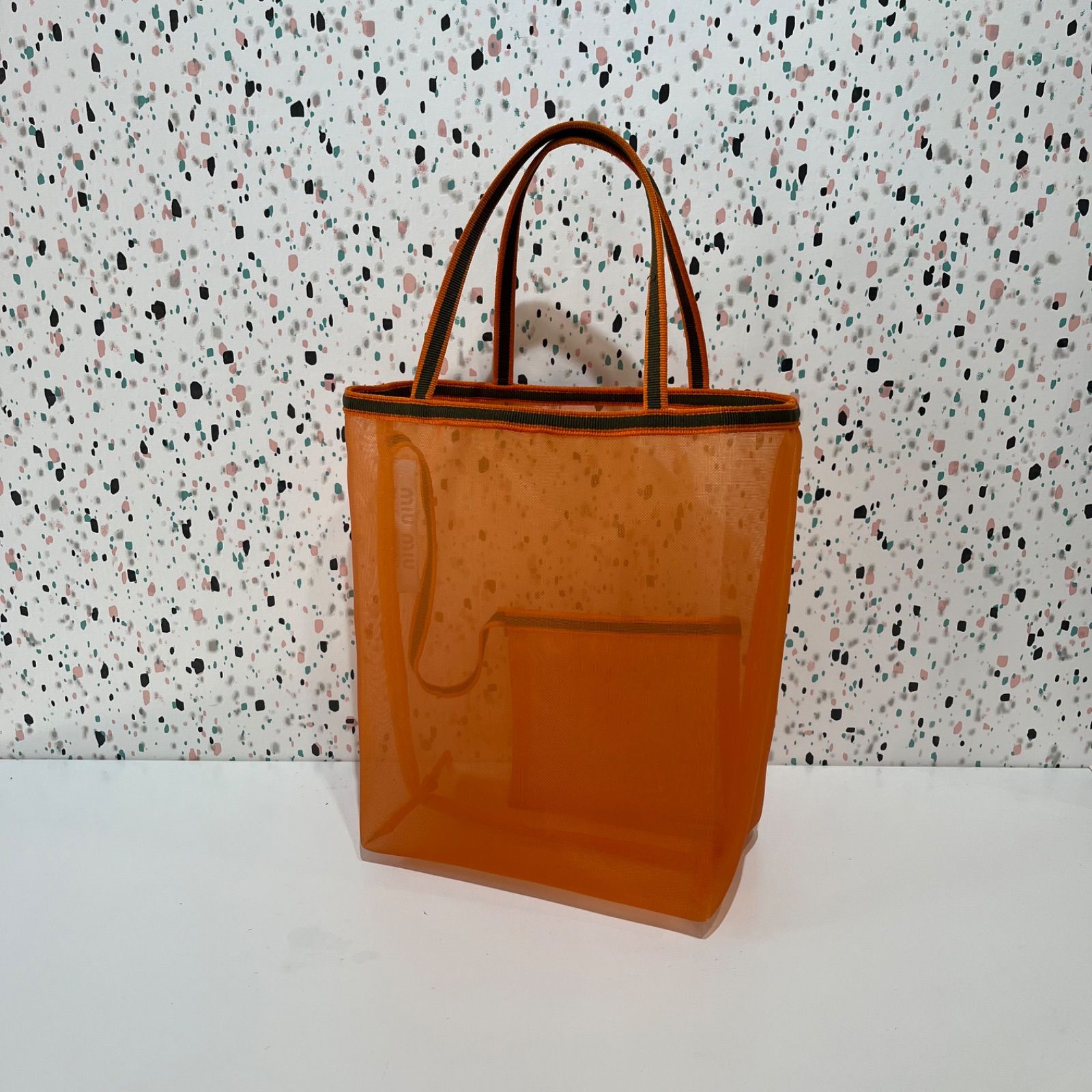 miu miu オレンジ トートバッグ オレンジ系 MiuMiu(ミュウミュウ) トートバッグ(レディース