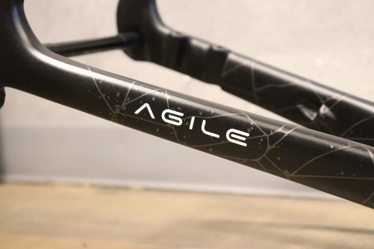 ウィンスペース WINSPACE アジャイル AGILE Lサイズ カーボン