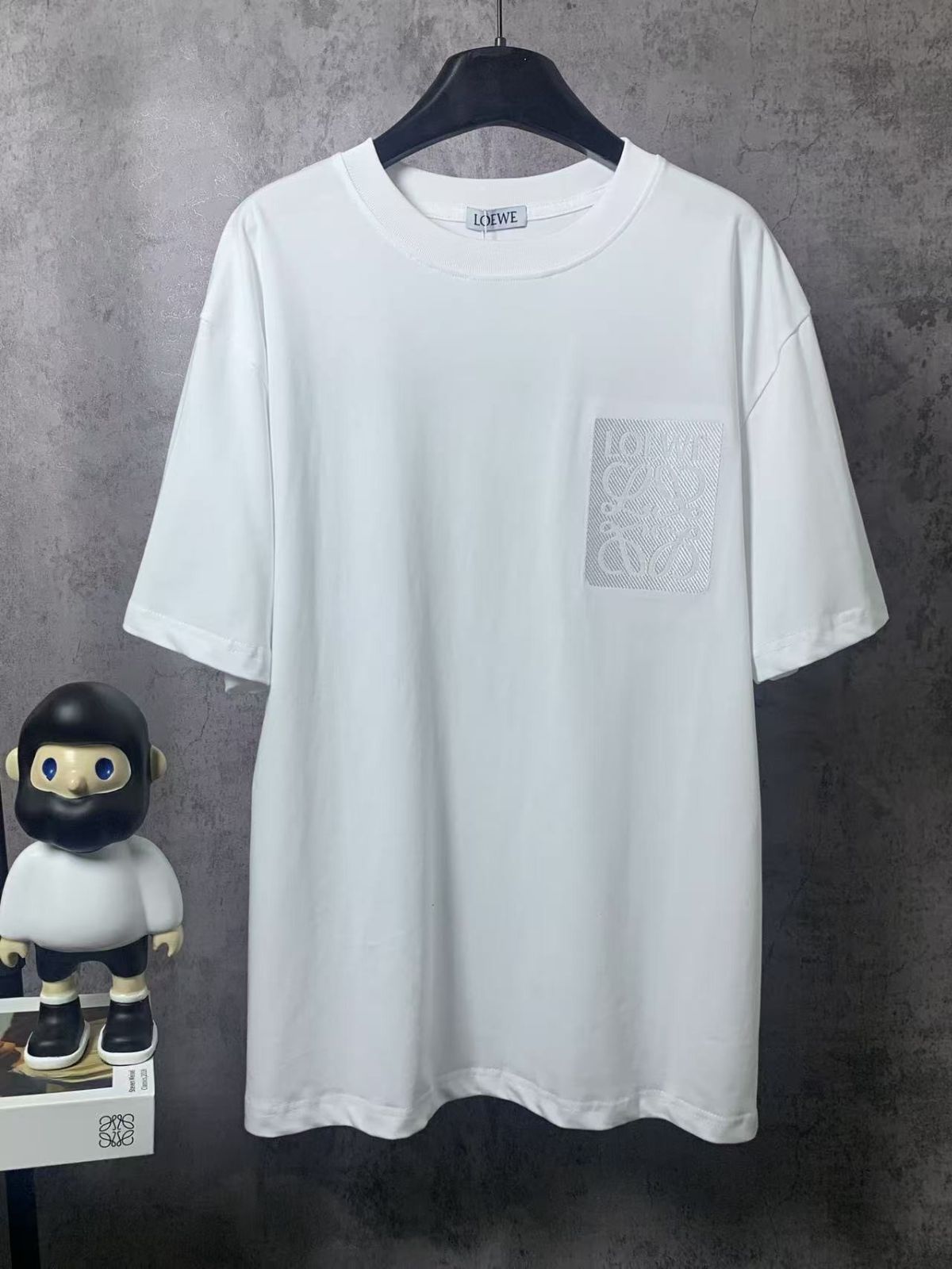LOEWE ホワイト Tシャツ 半袖