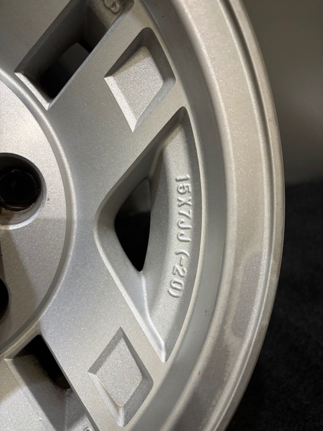 15インチ アルミ ホイールランクルプラド78 ☆トヨタ 78系 ランクル プラド 純正 15インチ 7J -20 139.7 6H