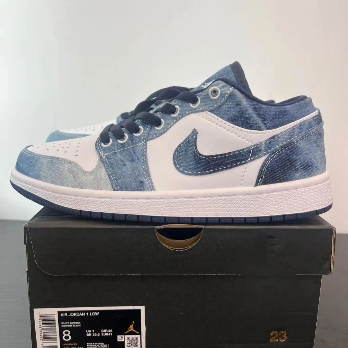 Nike Air Jordan 1 Low 