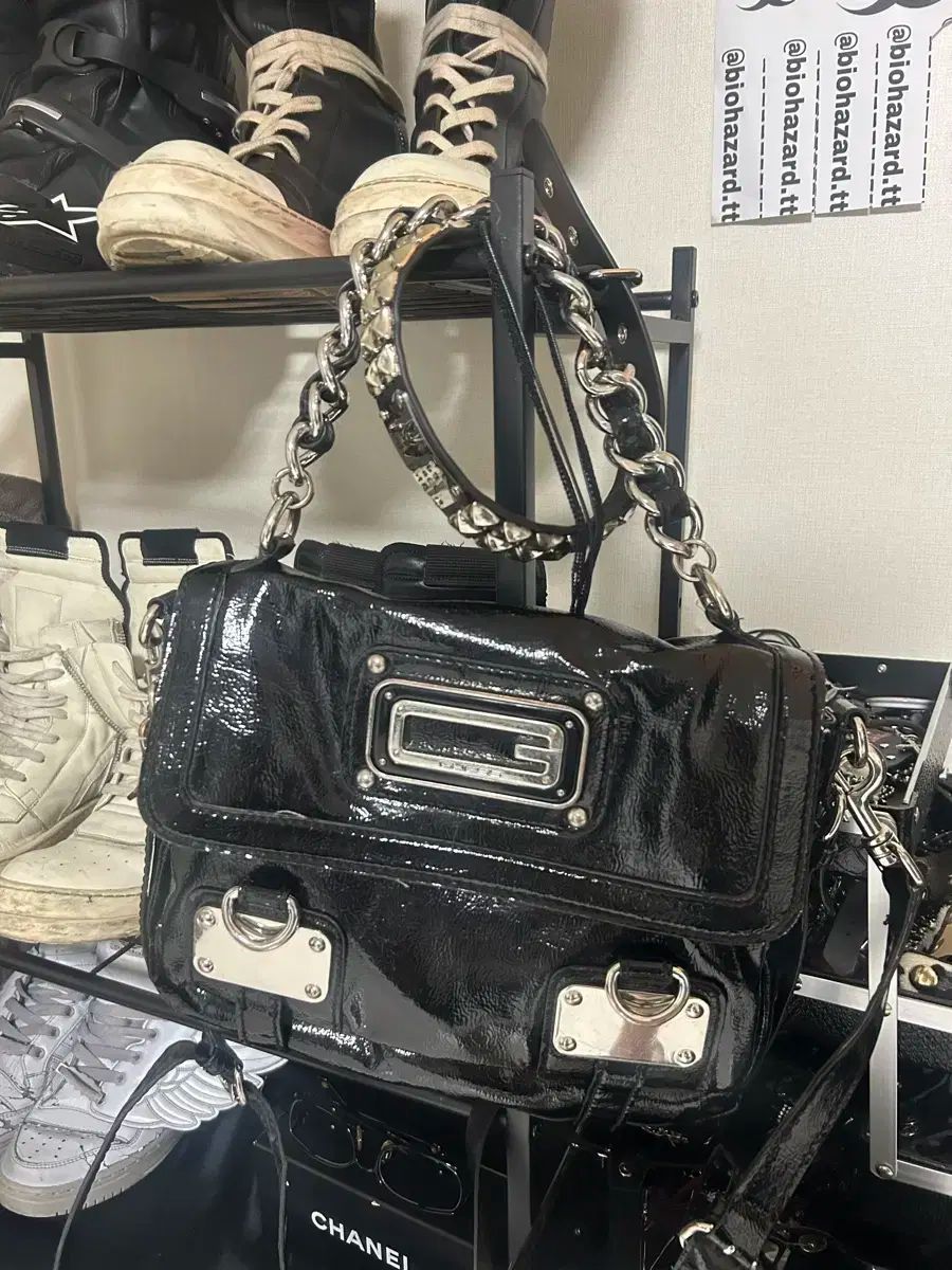 GUESS ゲス ヴィンテージ バッグ ショルダーバッグ guess purse