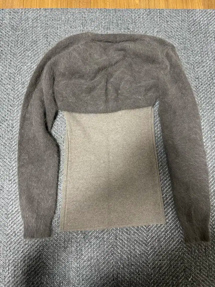 チューブトップ