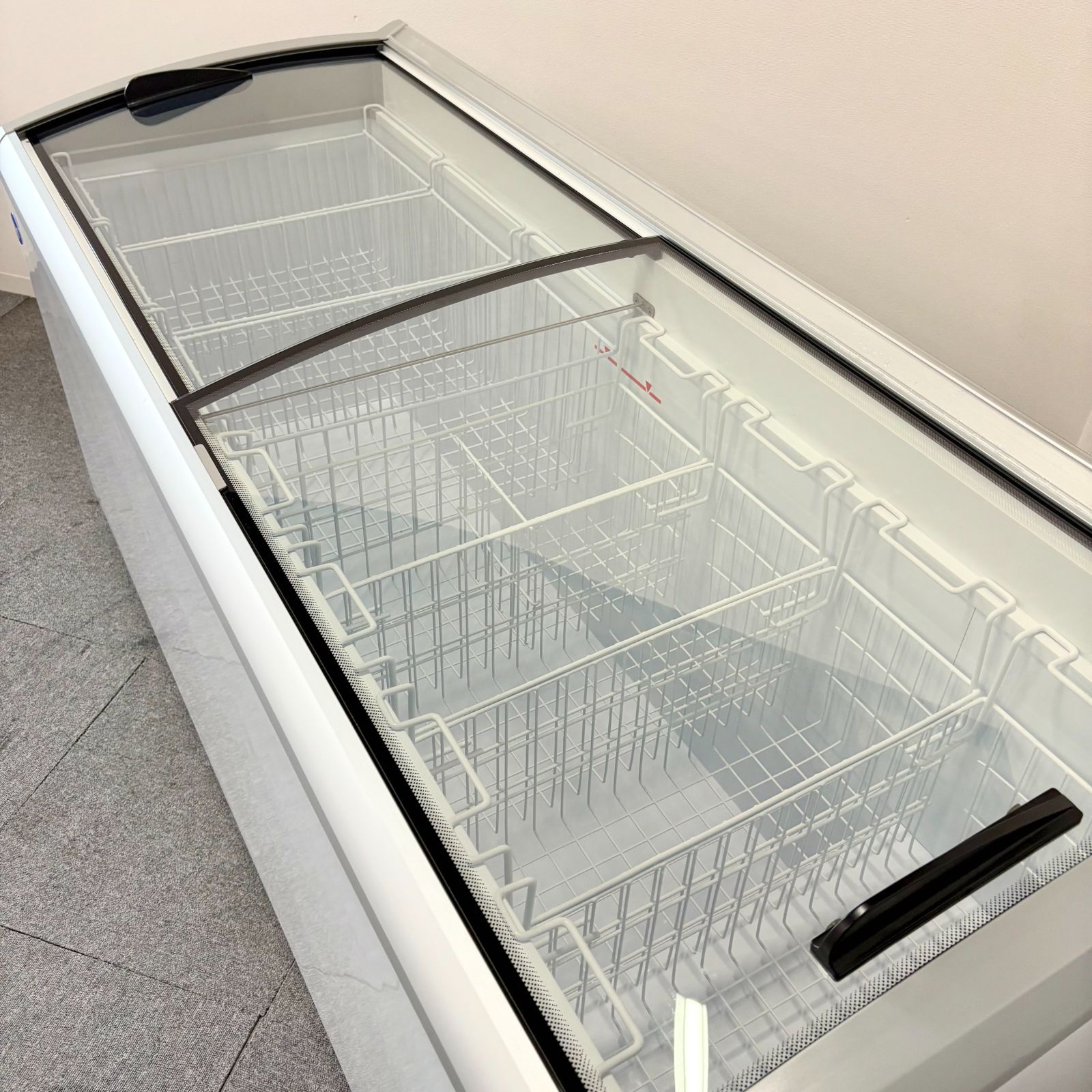 冷凍ショーケース|JCM|JCMCS-405L|幅1820mm×奥行697mm×高さ850mm| |定格内容積405L|業務用|厨房機器|冷凍庫|1503